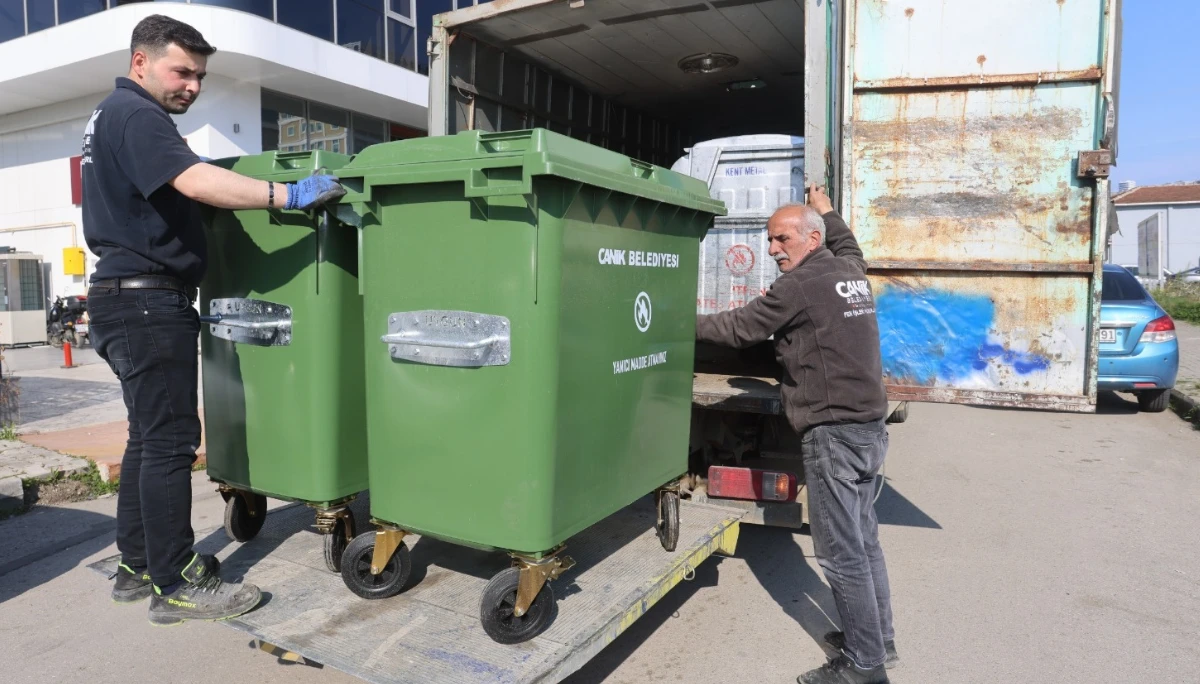 Canik Belediyesi Sıfır Atık K&uuml;lt&uuml;r&uuml;n&uuml; B&uuml;y&uuml;t&uuml;yor: Yeni Atık Noktaları Oluşturuldu