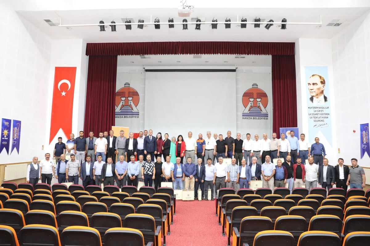 Samsun Büyükşehir Belediyesi’nden Muhtarlara Özel Eğitim 